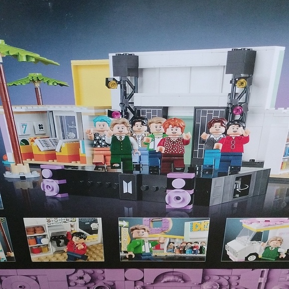 Lego BTS Dynamite Set 21338 + Ultimate Army Guide Centennial Special Edition Mag - Picture 8 of 16